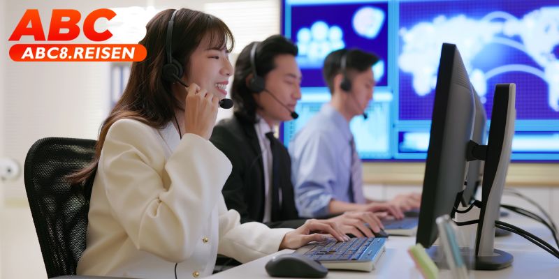 Tuyển dụng chuyên viên CSKH (Live Chat, Hotline, Email) 2 Lý do chọn ABC8 cho vị trí chuyên viên CSKH